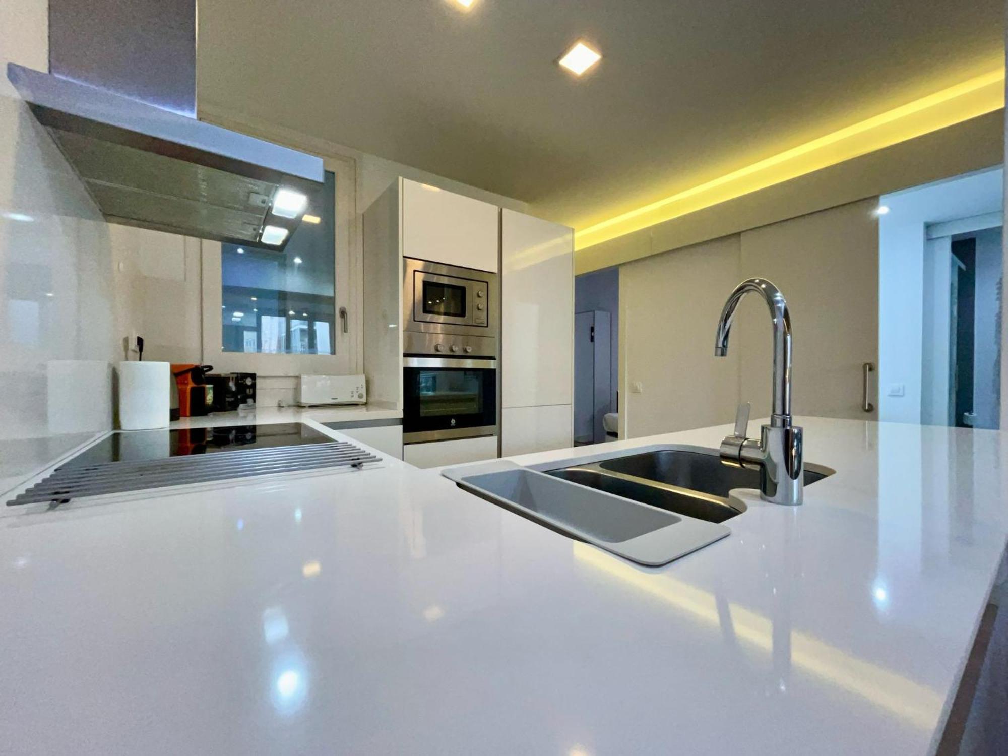 Barcelonaforrent Tucson Suites Dış mekan fotoğraf